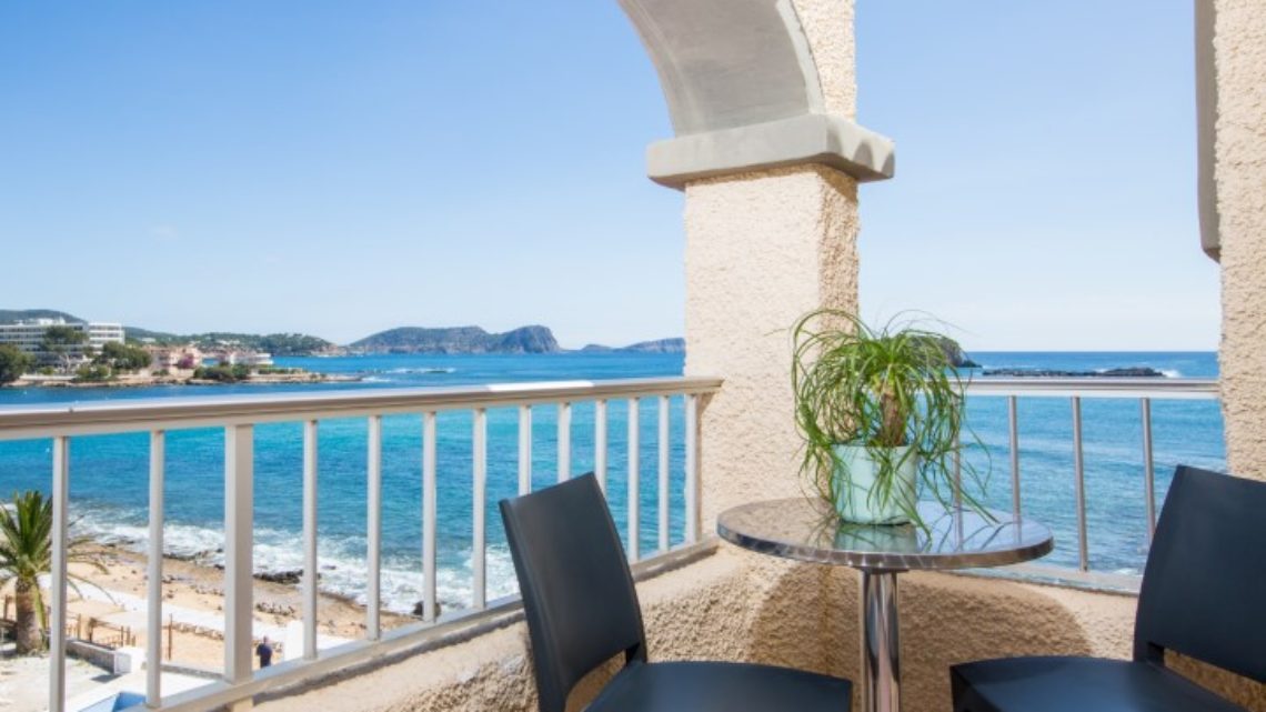 Estudio con vistas al mar